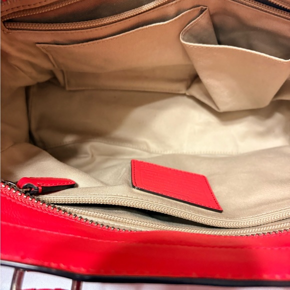 Coach Legacy Medium Candace Carryall in vermillion red glove-tanned leather - Picture 5 of 12